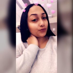 Meet your Posher, Dana